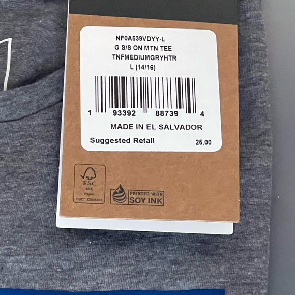 Girls Grade School North Face Shirt - Picture 4 of 4